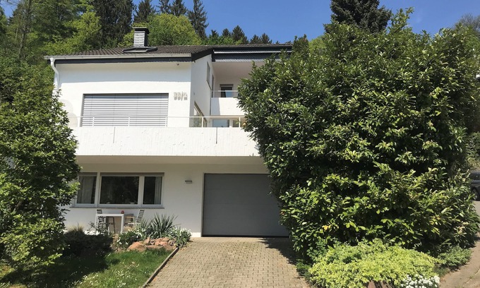 Ziegelhausen Apartment | Close to the city live in the countryside with good access