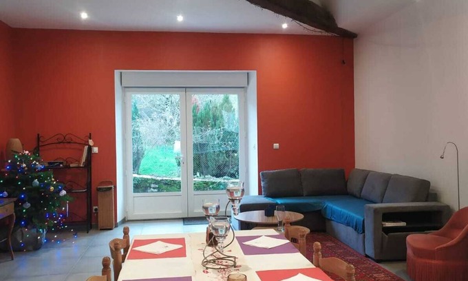 Montaigu Cottage | Close to thermal baths quiet house ideal for curists or hikers