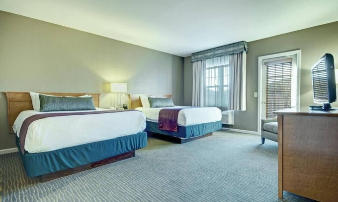 Hancock Resort | Club Wyndham Bentley Brook