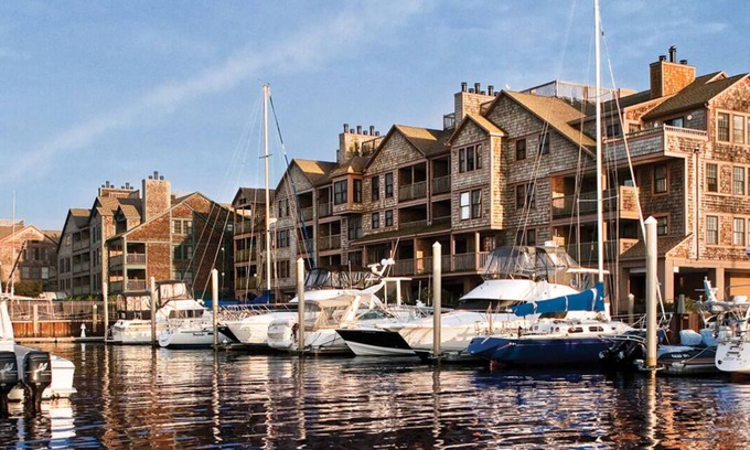 Yachting Village Resort | Club Wyndham Newport Onshore 2 bedrooms with 2 baths