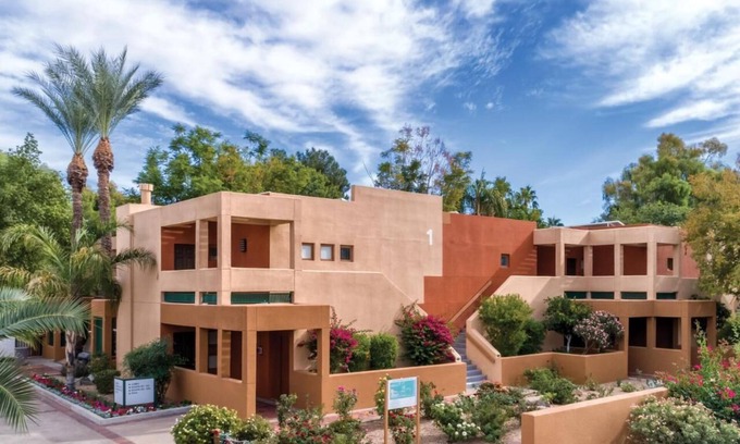 Paradise Valley Village Resort | Club Wyndham Orange Tree Resort