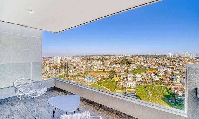Concon Apartment | Coast Tower 1BR W/Balcony & View.