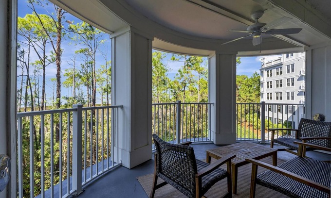 Baytowne Wharf Condo | "Coastal Comfort at Bahia: 2BR | 2BA Retreat with Bunk Beds!" at Sandestin Golf and Beach Resort!