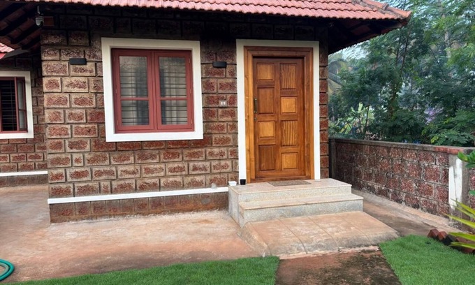 Udupi Cottage | Coastal Stay with private Beach Access Mattu - Kapu - Udupi - Karnataka