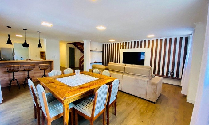 Gramado City Centre Apartment | COBERTURA 04 Suites - RUA COBERTA