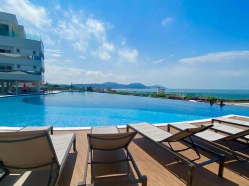 Ingleses Sul Apartment | Cobertura SPA - Mirante Home Club - 3 Suítes - 8 pessoas - 50m Praia