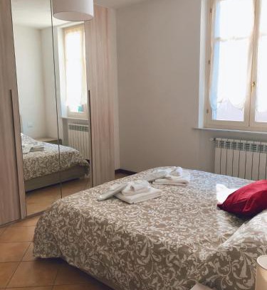 Serravalle Scrivia Apartment | "Coccole nel borgo" 2min to outlet apartment with terrace