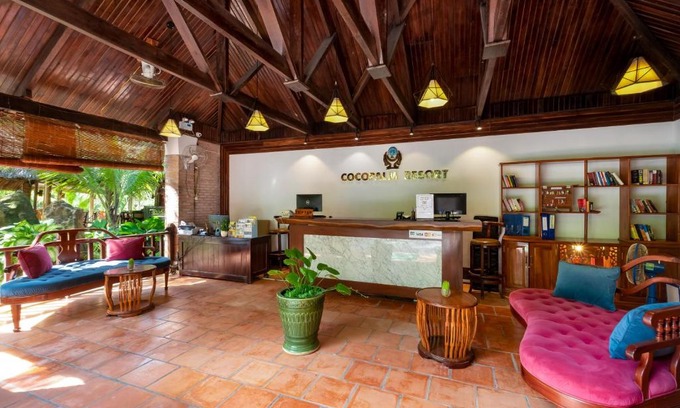 Ong Lang Resort | Coco Palm Beach Resort