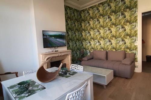 Dunkerque Centre Apartment | Cocon une surprise vous attend à Dunkerque