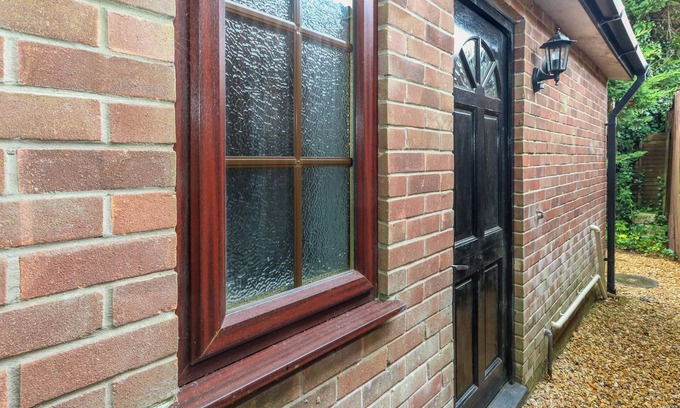 Wareham Cottage | COLDHARBOUR FARM BUNGALOW ANNEXE, pet friendly in Wareham