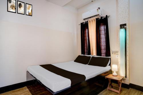 Sualkuchi Hotel | Collection O GNRC Hospital Dispur Formerly Shree Vinayak Guest House