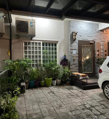 Zhuangwei Bed & Breakfast | Colors of the Wind B&B