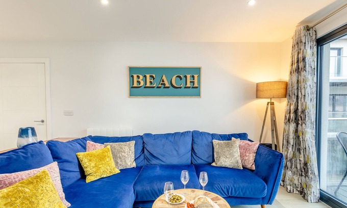 Mortehoe Apartment | Combe End - P7 - Four Bedroom Apartment, Sleeps 4