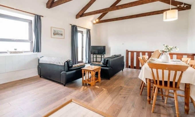 Widemouth Bay House | Combination of 2 Lovely Coastal Cottages nr Bude