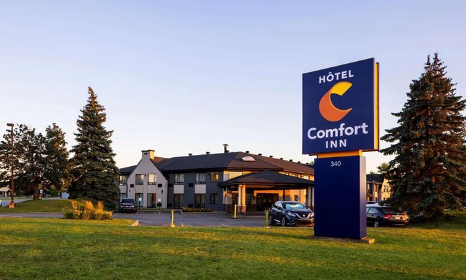 Dorval Hotel | Comfort Inn Aeroport