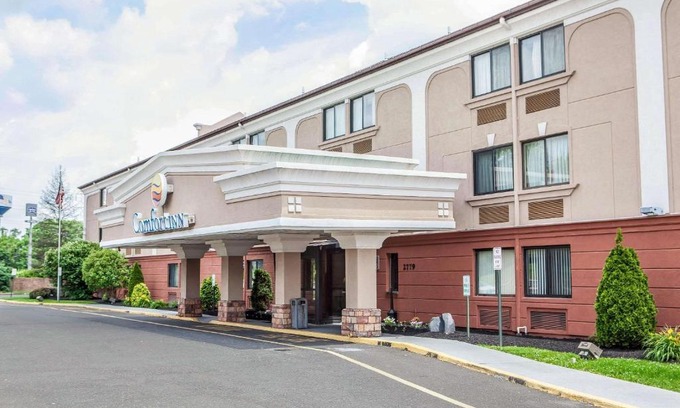 Trevose Hotel | Comfort Inn Feasterville - Trevose