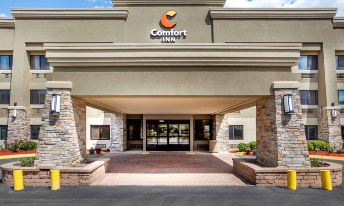 Hoffman Estates Hotel | Comfort Inn Hoffman Estates - Schaumburg