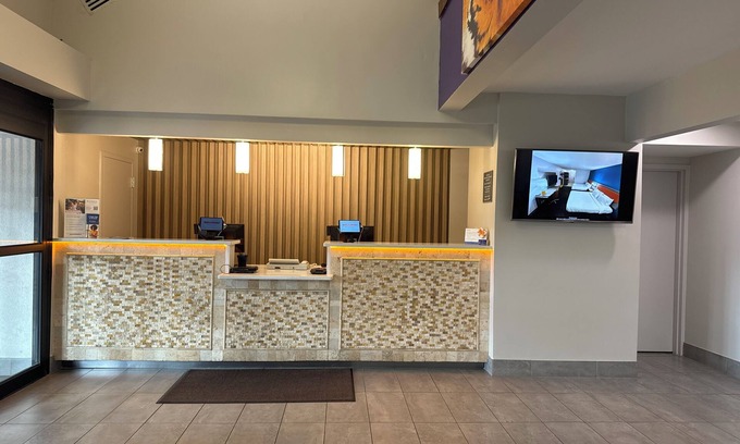 Clemson Hotel | Comfort Inn & Suites Clemson - University Area