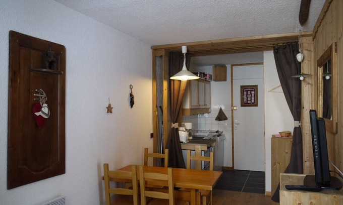 Les Avanchers-Valmorel Apartment | Comfortable apartment, 1 separate bedroom, at the foot of the slopes in Valmorel