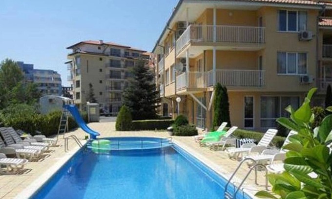 Sunny Beach Apartment | Comfortable 2 bedroom fully futnished apartment with terrace. 5 min from beach!
