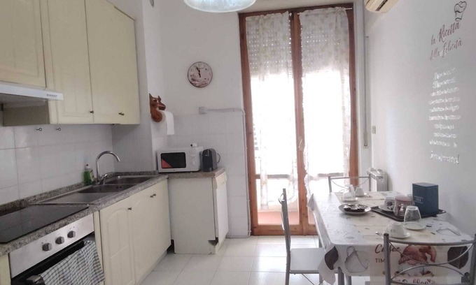 Isolotto Apartment | Comfortable apartment in Florence, station and historic center 7 minutes away