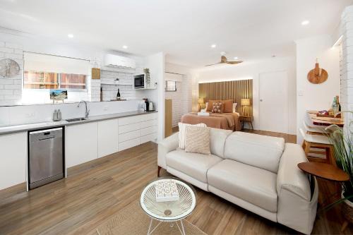 Maroochydore Apartment | Comfortable & Convenient Coastal Studio