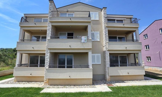 Dobropoljana Apartment | Comfortable holiday apartment Prizemlje