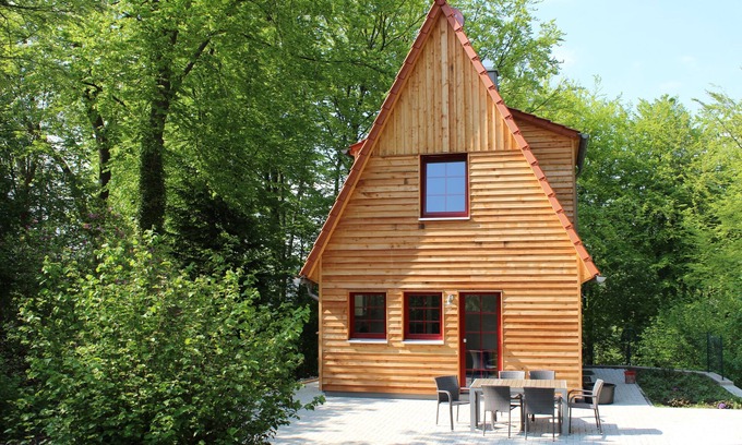 Moehnesee House | Comfortable holiday home with charm, located directly between lake and forest