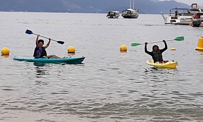 Vila do Abraao House | Comfortable home, beachfront, air conditioning, kayaks and more.