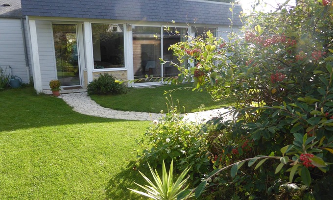Bayeux House | Comfortable house in the heart of Bayeux with garden and private garage