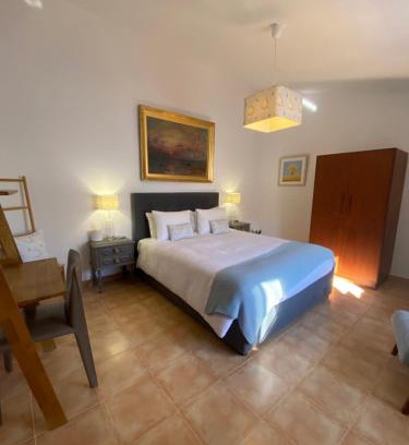 Almodovar House | Comfortable Room in the Hills of Serra do Caldeirão