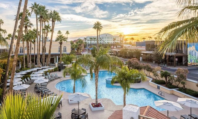 Downtown Resort | Comfortable Sunset Views! 2 King Units with Pool and Free Parking!