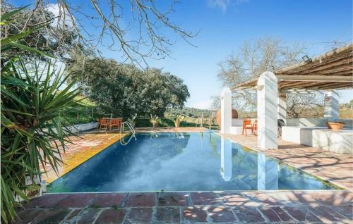 Valverde de Leganes Villa | Comfortable villa with mountain views - Valverde de Leganés