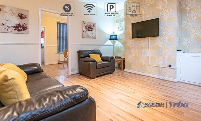 St Helens House | Comfy 2-Bedroom House – Great for NHS, Contractors & Long Stays