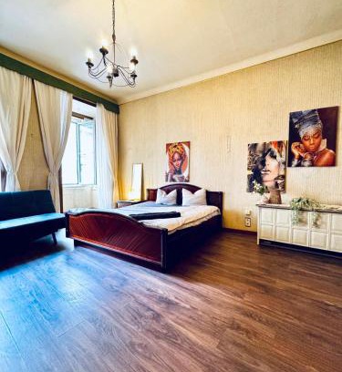 Josefstadt Apartment | Comfy 2BR Apt, for 5P Easy Access to Stadthalle