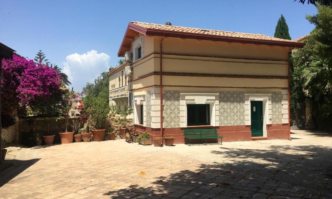 Crotone House | Comfy house in Crotone, fenced garden