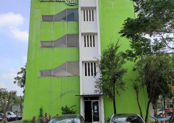 Karawang Apartment | Comfy Studio Emerald Hills