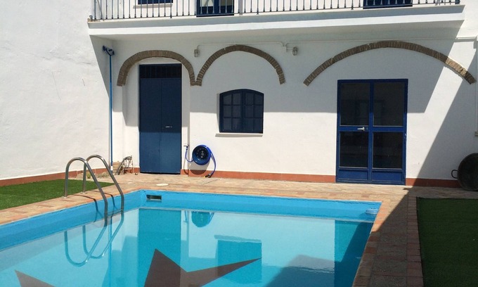 Tocina House | Commander's corner