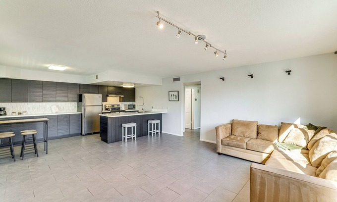 South Scottsdale Condo | Community Pool: Scottsdale Condo 2 Mi to ASU