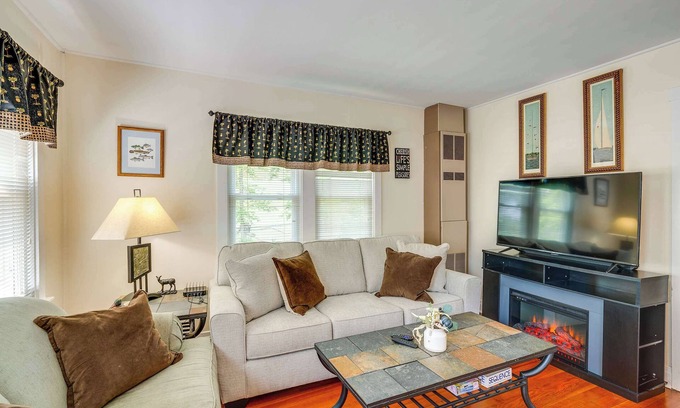 Como House | Como Cottage – Stay for 6!