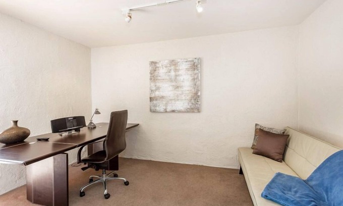 Como Apartment | Como Mezzanine Retreat - Executive Escapes