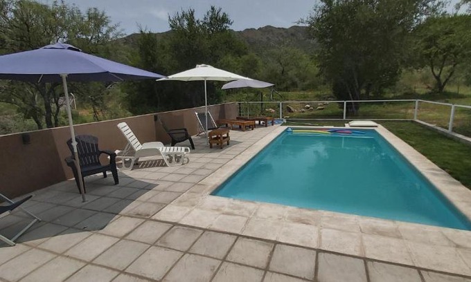 Potrero de los Funes Ski Chalet | Complejo de Cabañas Las Abelias