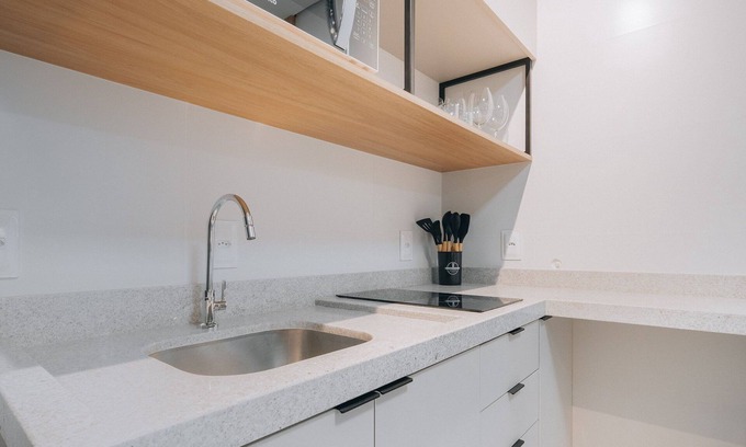 Santo Antonio de Lisboa Apartment | Complete Studio in Floripa Mal0105