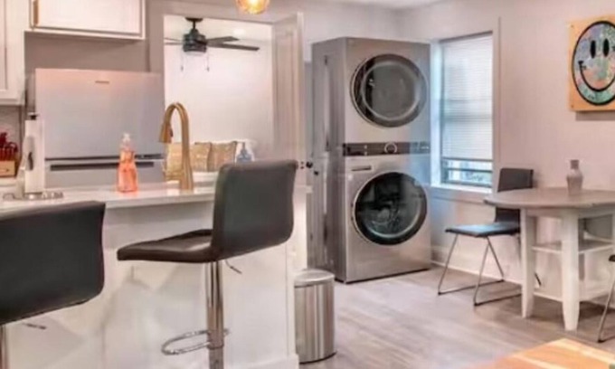 South Hyde Park Apartment | Completely remodeled apartment in the heart of Kansas City