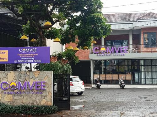 Tembalang House | Comvee