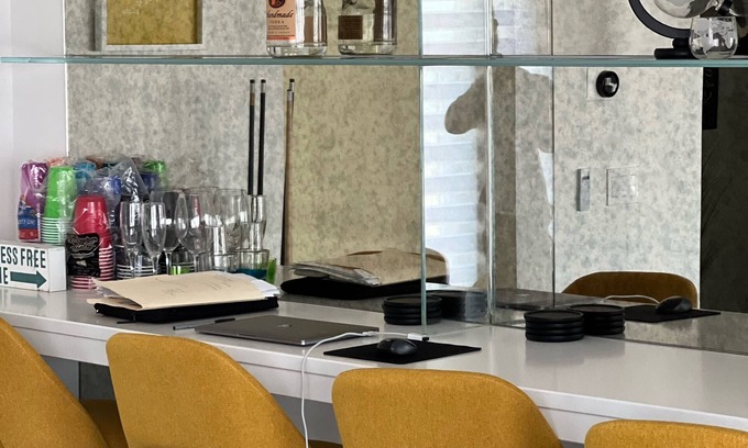 Perth Amboy Condo | CONDO LIKE NO OTHER |SAUNA|OCEAN VIEW | POOL TABLE