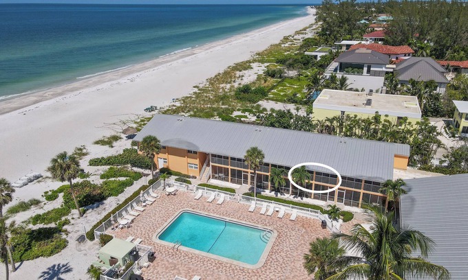 Whitney Beach Condo | Condo with a View 2: Open Thursday Night, $150/nt + Fees!