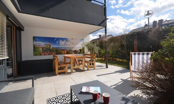 Allmannsdorf Apartment | Constance quiet and yet central - near city, forest and lake - 4 persons