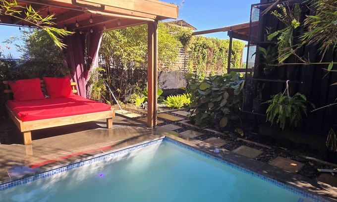 Arecibo House | Container House w/Swimming Pool —Sea View -5 min from the beach!