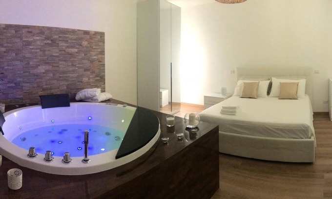 Conversano House | Conversano Suit and Relax B&B with Jacuzzi
